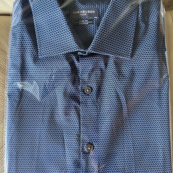Van Heusen Men’s Patterned Shirt - Picture 6 of 8
